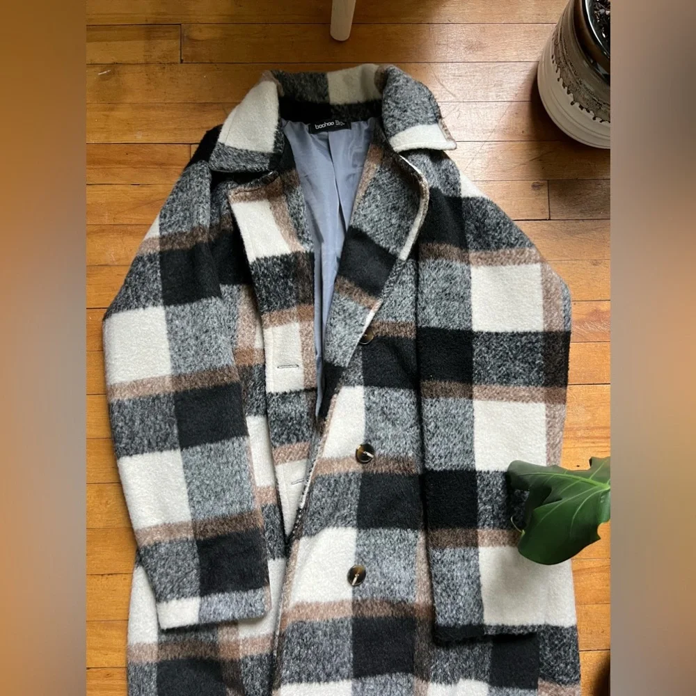 Boohoo Oversized Wool Coat - Picture 2 of 5
